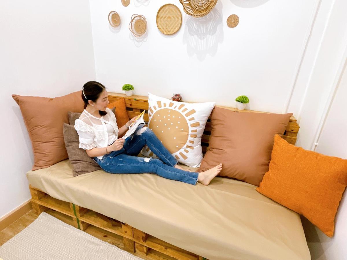 Lively And Cozy Canal House ,Entire House กรุงเทพมหานคร ภายนอก รูปภาพ