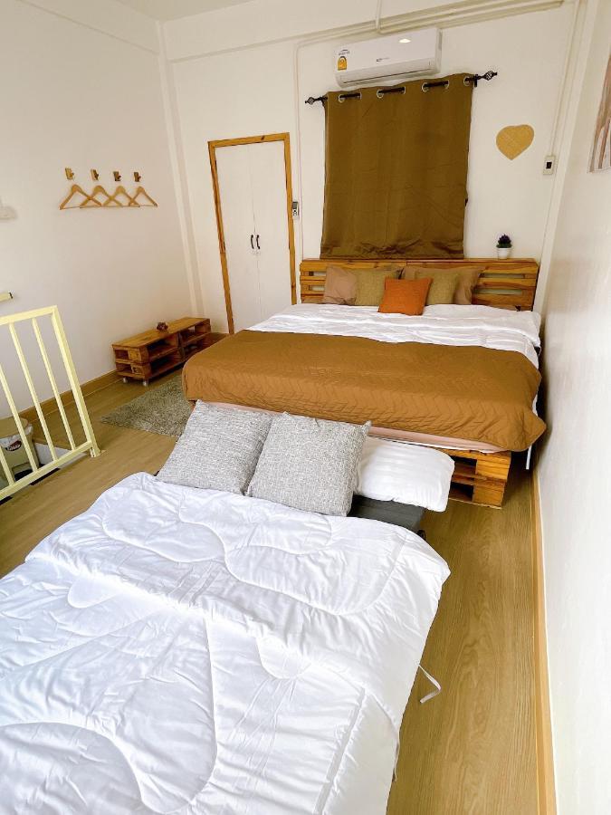 Lively And Cozy Canal House ,Entire House กรุงเทพมหานคร ภายนอก รูปภาพ